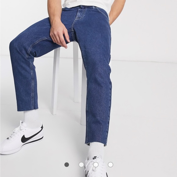 ASOS design classic rigid jeans in mid wash blue with raw hem - Picture 1 of 5